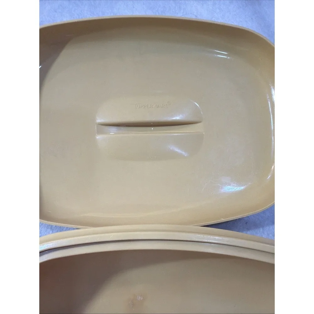 Vintage 1970's 2 Pc Tupperware Harvest Gold Microwave Steamer USA 1